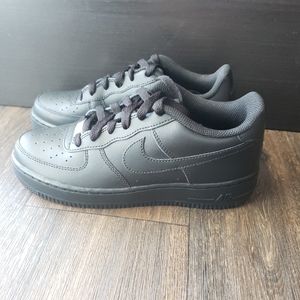 New Nike Air Force 1Low Black